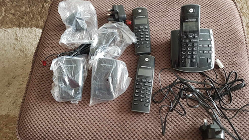 Motorolla d413a triple handset - d413a,