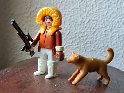 Playmobil eskimo figures dog - figures,