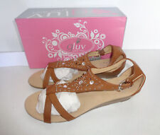 Gluv Ladies Tan Womens Wedged