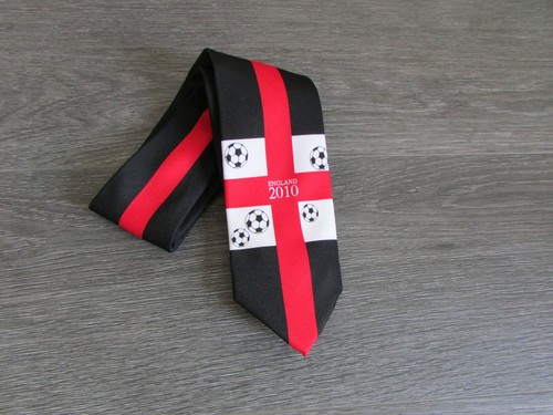 England 2010 football - cross, of