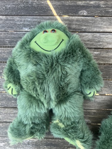 Muzzy green plush soft cuddly - muzzy,