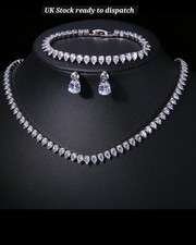 Gorgeous cubic zirconia White Gold Round Wedding Bridal Necklace Jewelry set