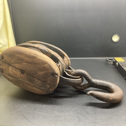 Antique double pulley - double,