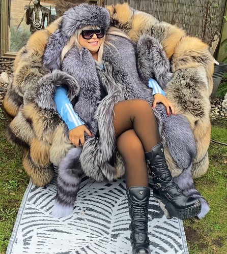 Luxurious real silver - silver, fur