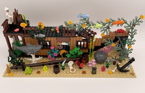 Lego sunken pirate shipwreck - lego,