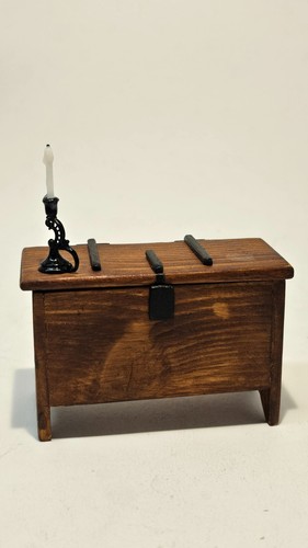 12th scale doll house - 1/12th,