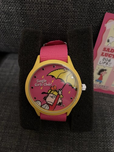 New peanuts snoopy friends - snoopy,