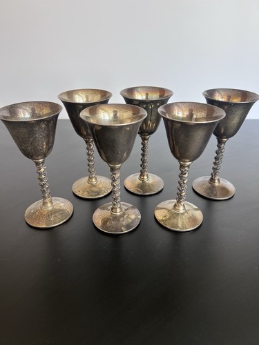 Complete set vintage - of,