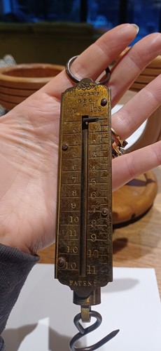Antique brass salter - brass, gpo