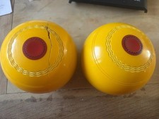 Crown Green Bowls - 2lb 6oz -