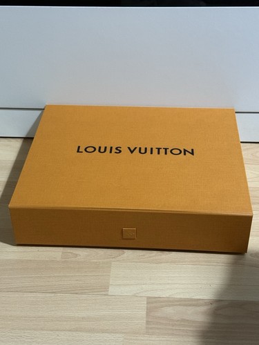 Brand new genuine louis - genuine,