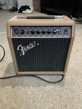 Fender Acoustasonic 15