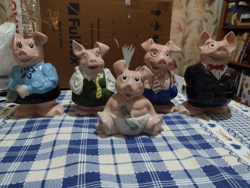Full set nat west pig - set, of