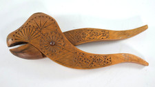 VINTAGE TREEN CARVED WOOD PARROT HEAD FOLK ART NUT CRACKERS