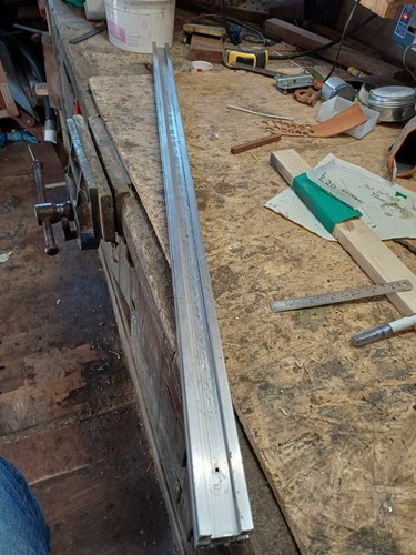 Charnwood slotted track - slotted, t