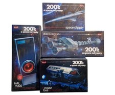 2001 :  Moon Bus, Space