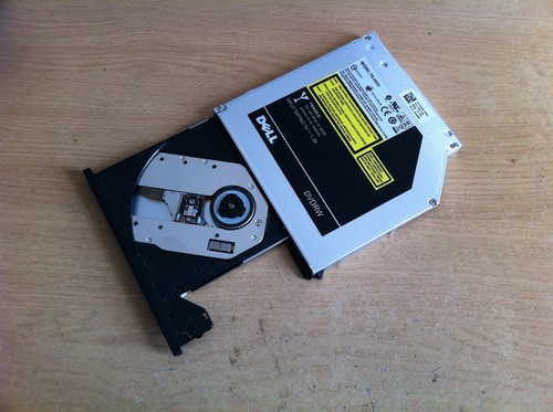 Dell latitude e6400 dvd - cd,