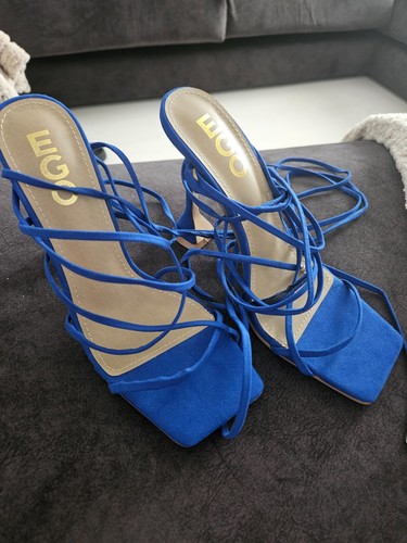 Royal blue strappy - , size