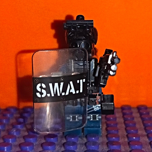 Lego swat plastic minifigure - lego,