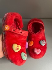Crocs x Sweethearts Classic