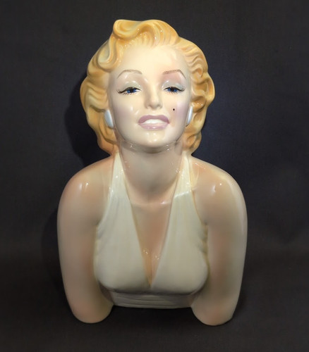 1987 marilyn monroe estate - 1987,