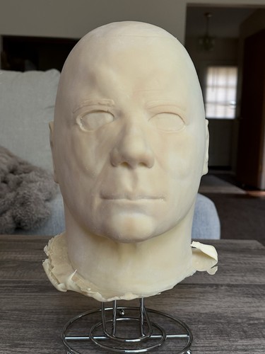 Michael myers distorted 81 - h2,
