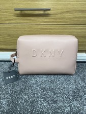 DKNY Large Loaf Bag Cosmetics