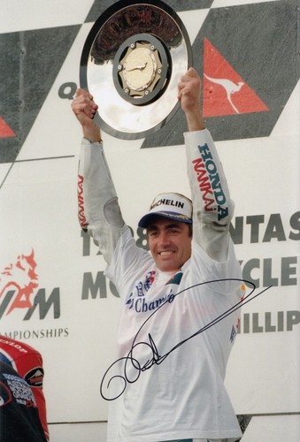 Mick doohan hand signed - hand, 12x8