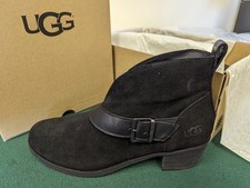 UGG Wright Belted Leather