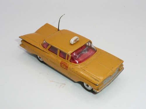 Corgi 221 chevrolet impala new - 221,