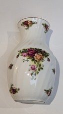 Royal Albert Old Country Roses Vase Bone China 8 Inches High Perfect