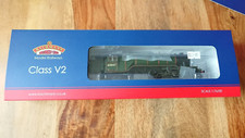 Bachmann 35-202 LNER V2 Class No.60847 "St Peters School" Green 21DCC Ready NEW