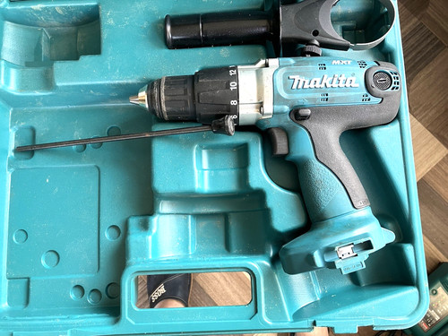 Makita cordless drill driver - makita,
