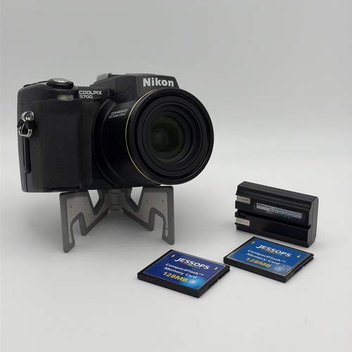 Nikon coolpix 5700 0mp - 5700, 5.0mp