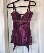 Victoria's Secret 36D  Wine