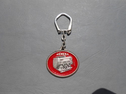 Keychain reneka - keychain,