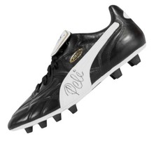 Pele Signed Boot: Puma King