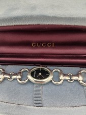 Gucci Women's Quartz Oval Case