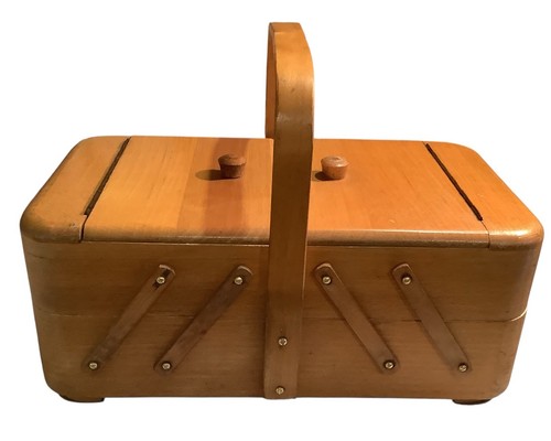 Vintage wooden accordian style - vintage,