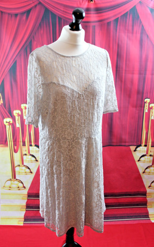 Bnwt wallis silver - bnwt,