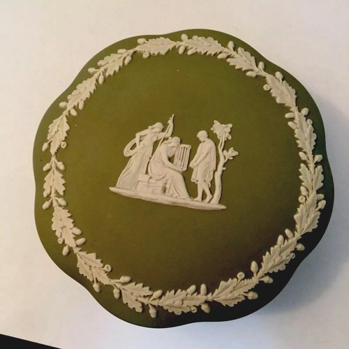 Wedgwood pottery large - pottery, green