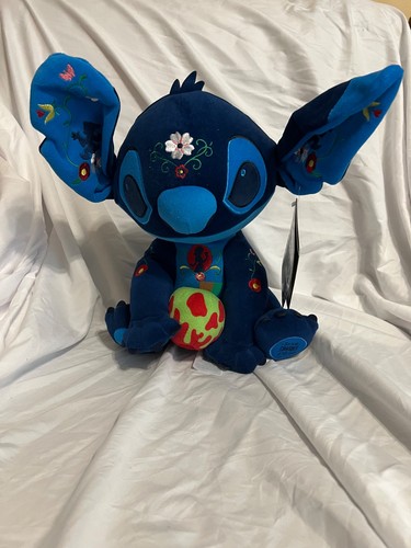 Nwt 2021 disney parks stitch - nwt,