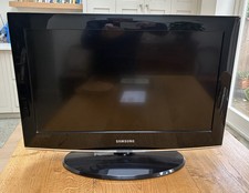 SAMSUNG 26 INCH television hardly used in very good condition