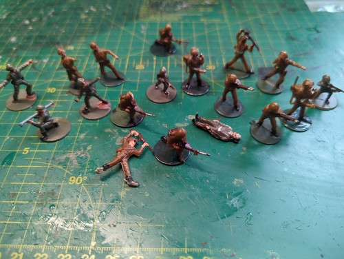 Vintage plastic soldiers 1950s - plastic,