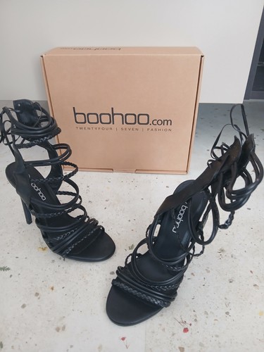 Boohoo plaid stiletto black