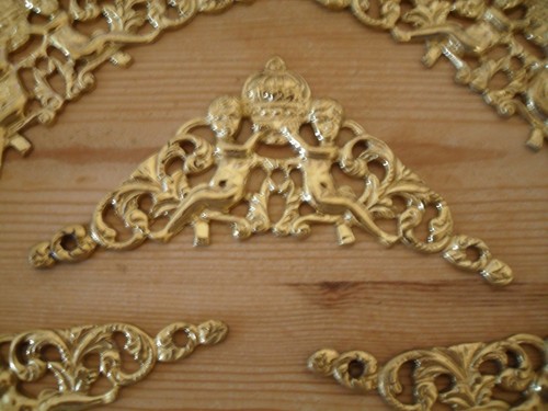 Set cast brass corner - 4,