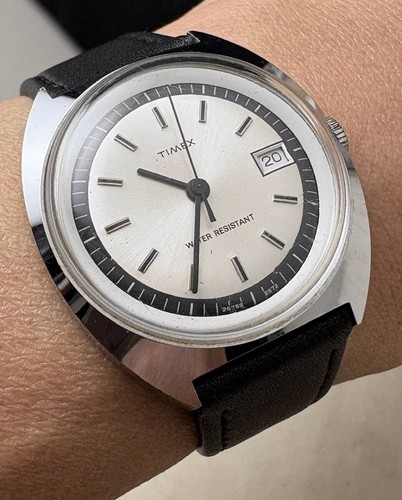 Timex vintage manual wind date - manual,