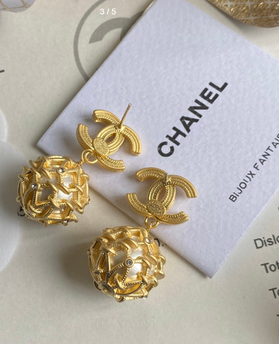 Chanel auth earrings - chanel, a