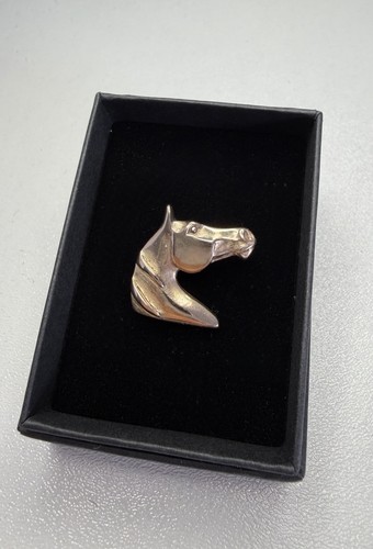 9ct gold handmade horse - gold,