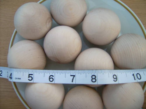 12x hardwood balls turned - hardwood,
